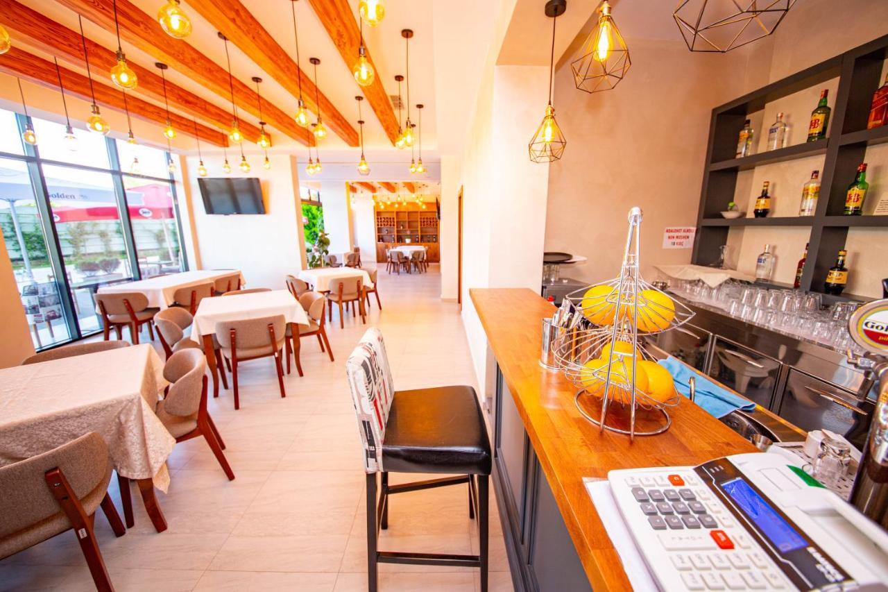 Hotel Miki Durres Exterior photo