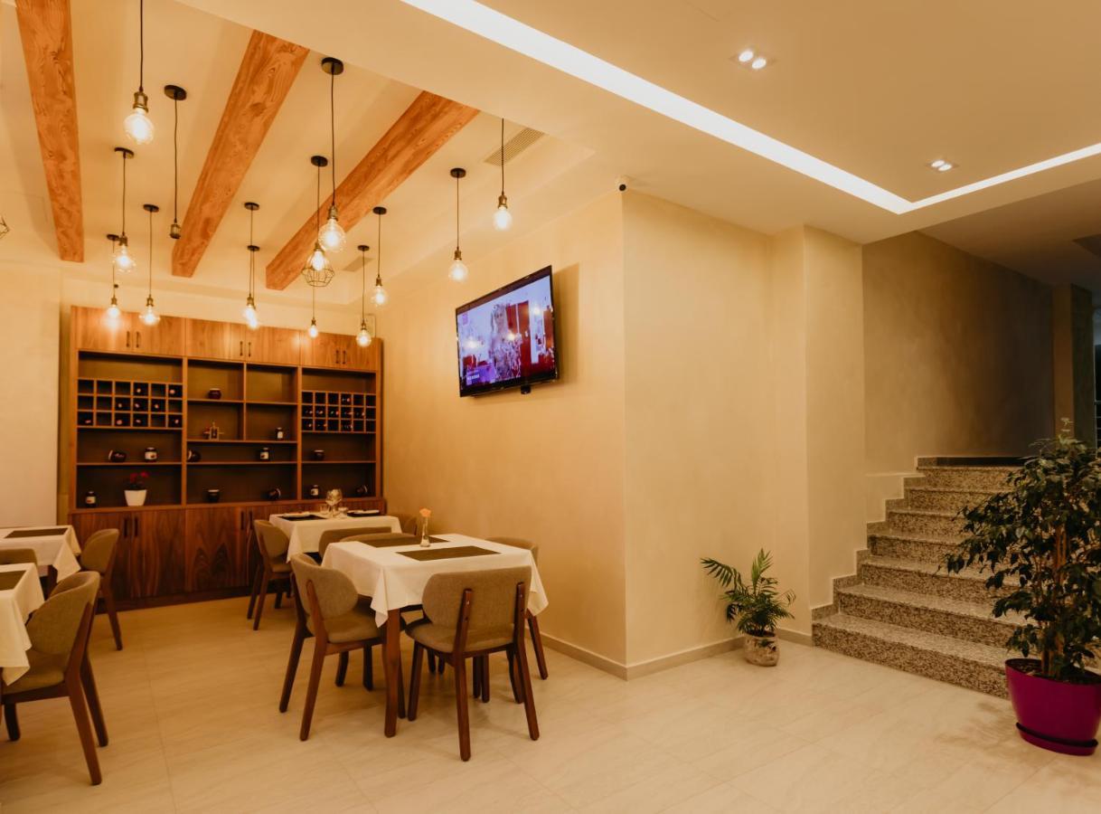 Hotel Miki Durres Exterior photo