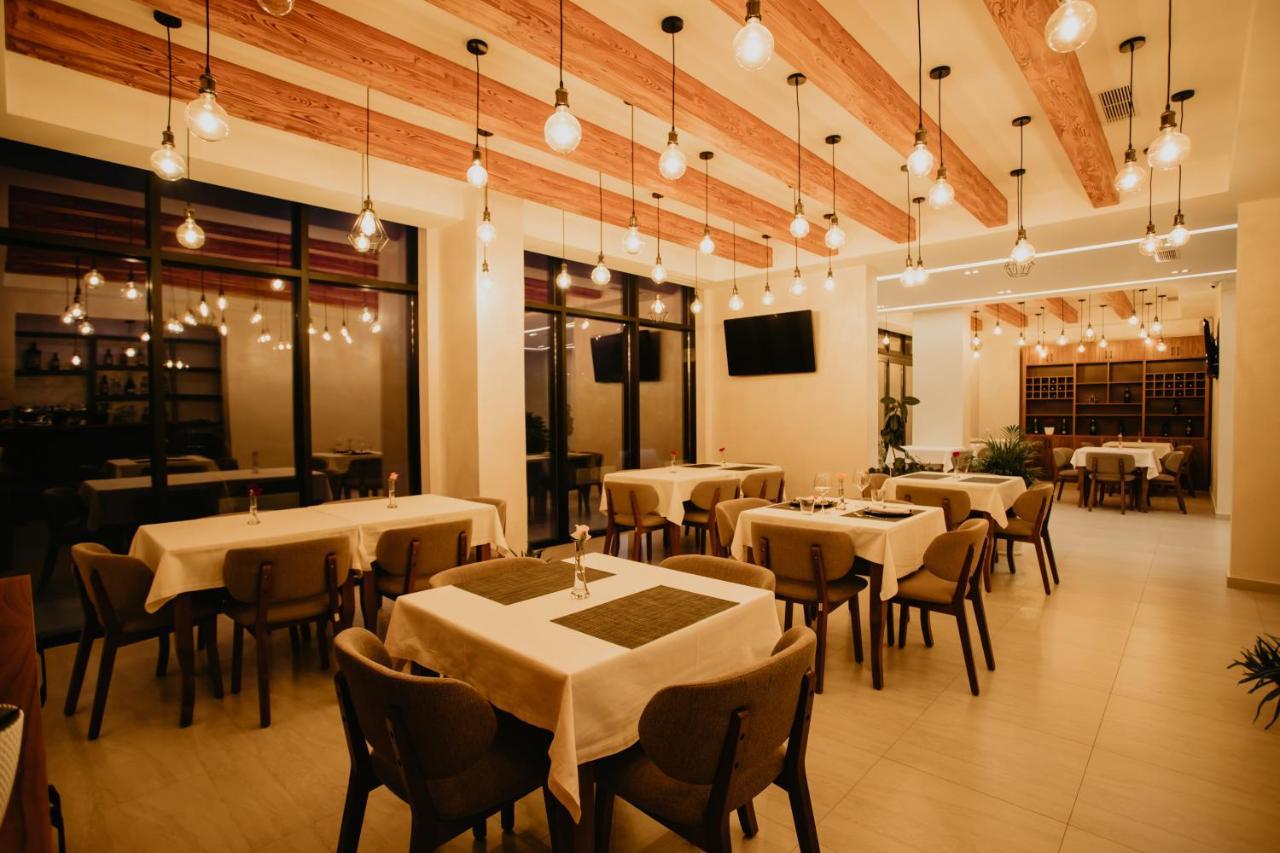 Hotel Miki Durres Exterior photo